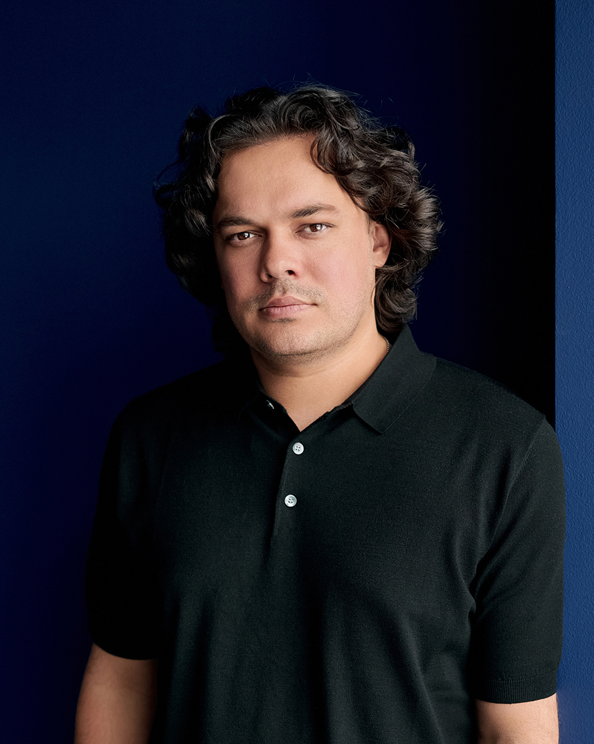 Олег Назаров